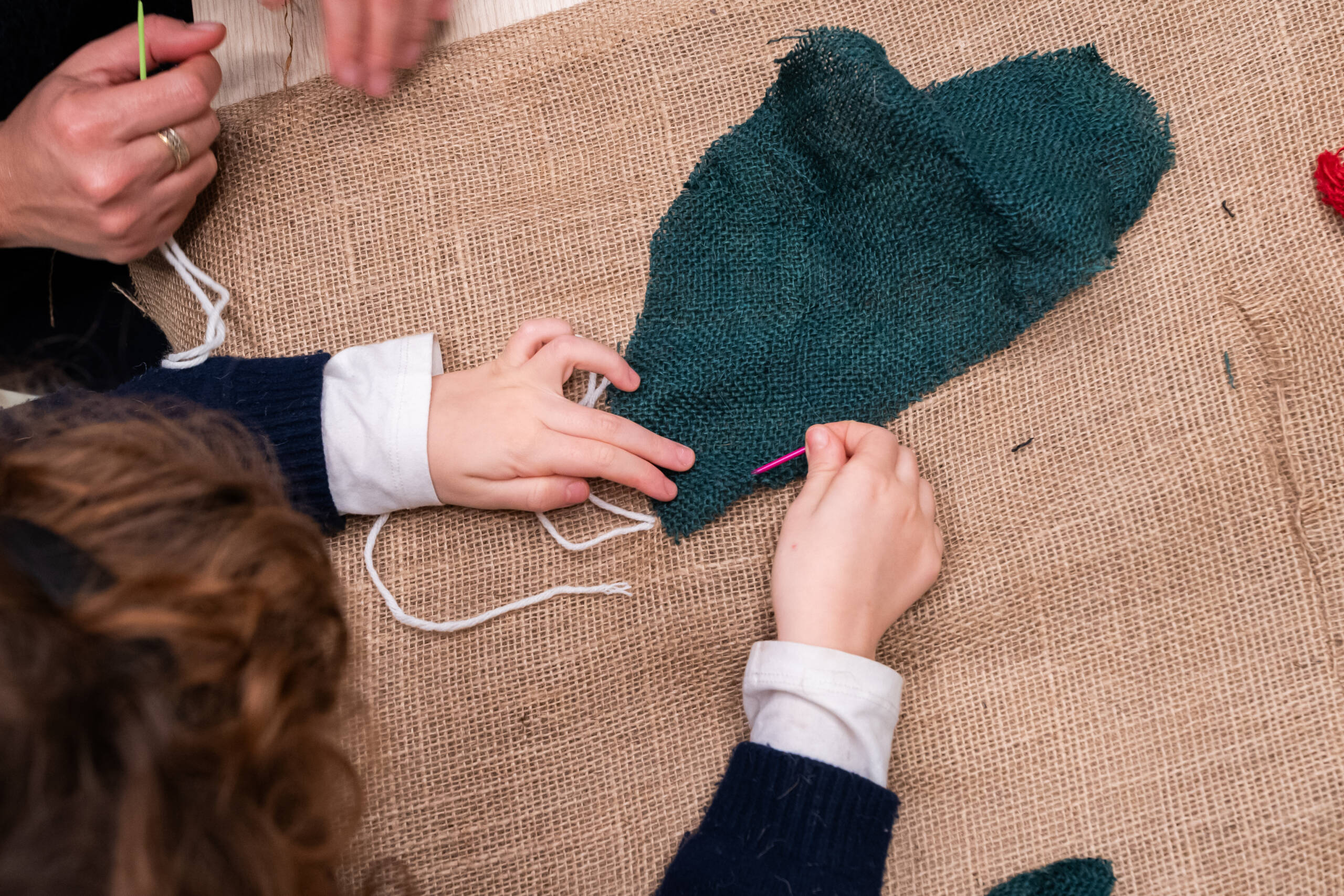 Tutto il mondo addosso - Laboratorio per famiglie con bambini 5-11 anni